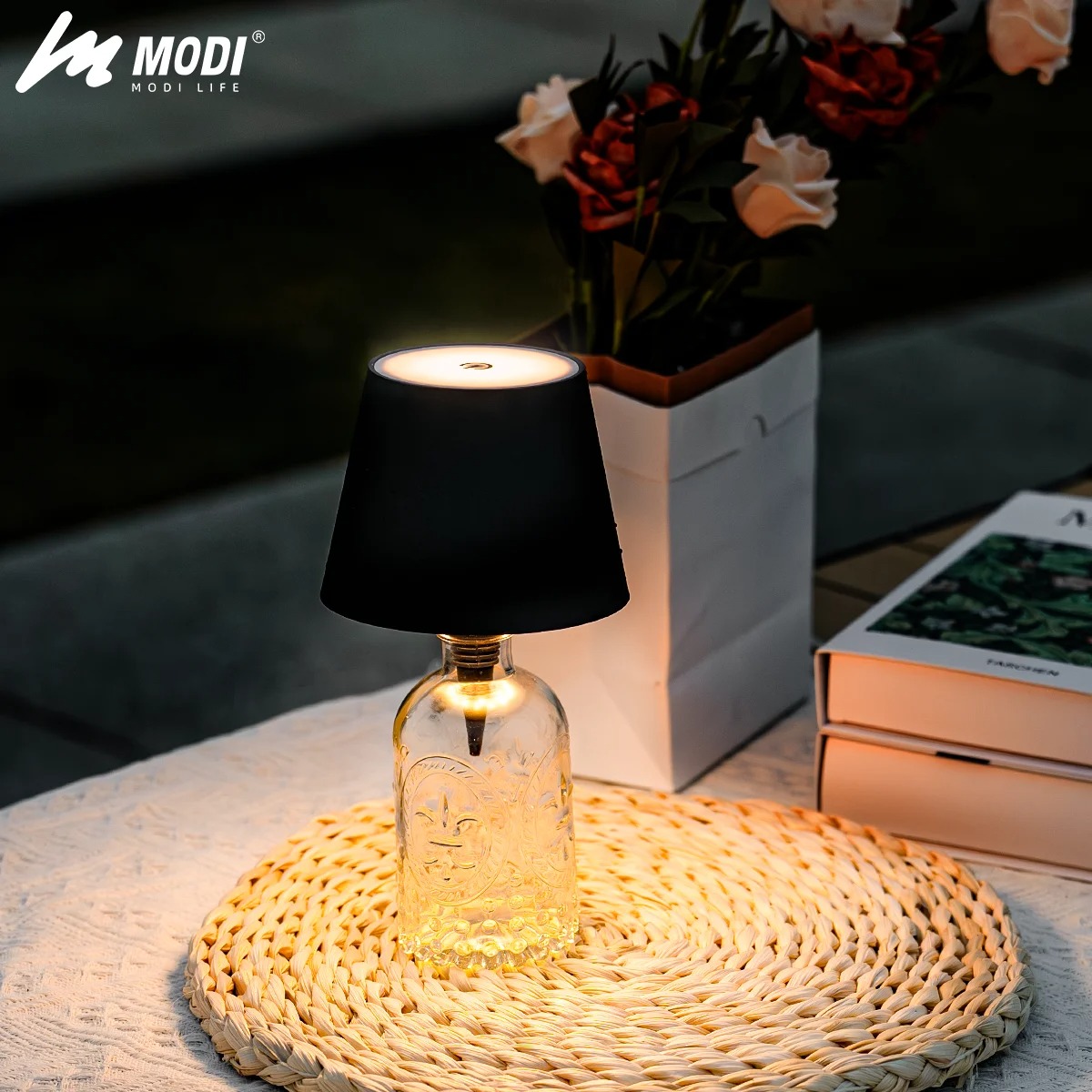 3가지 색상 및 무단계 디밍 기능을 갖춘 무선 터치 제 - Colour Changing Bulb 리뷰 및 가격